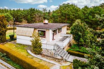 Fantastischer Ausblick! Bungalow mit Keller, Garage, Terrasse und großem Grundstück im OT Neuenhagen, 16259 Bad Freienwalde, Einfamilienhaus